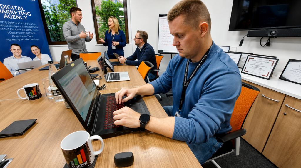 London SEO Masters Marketing Team Office